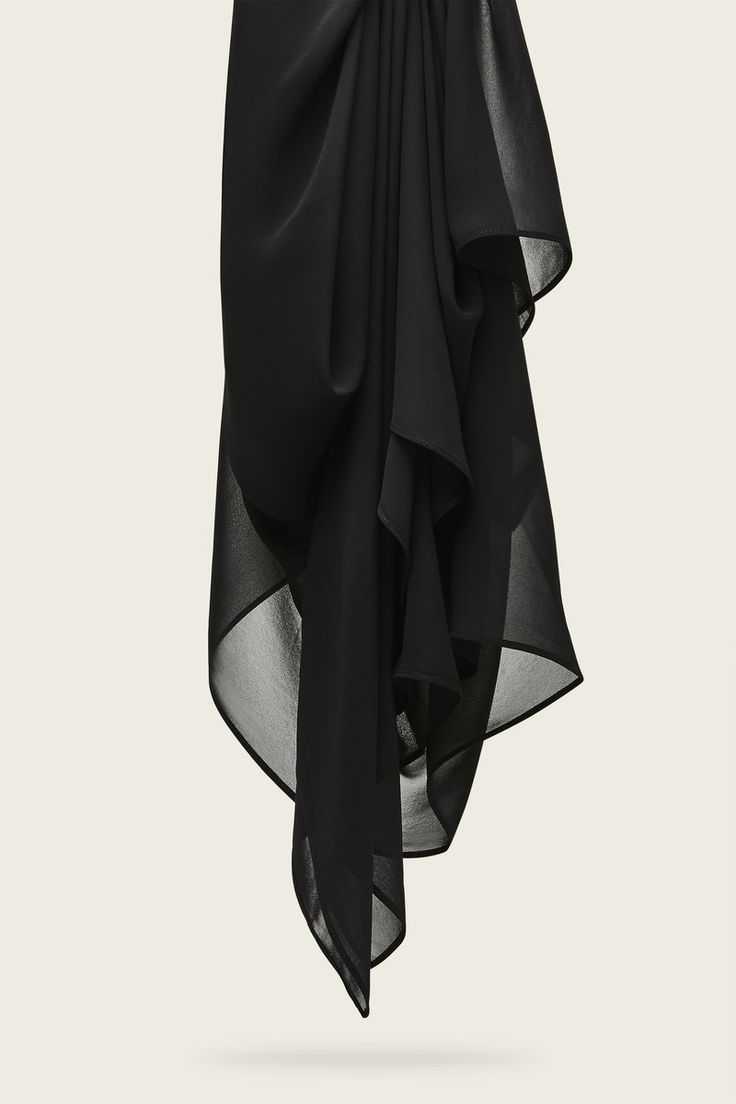 BLACK-CLASSIC GEORGETTE