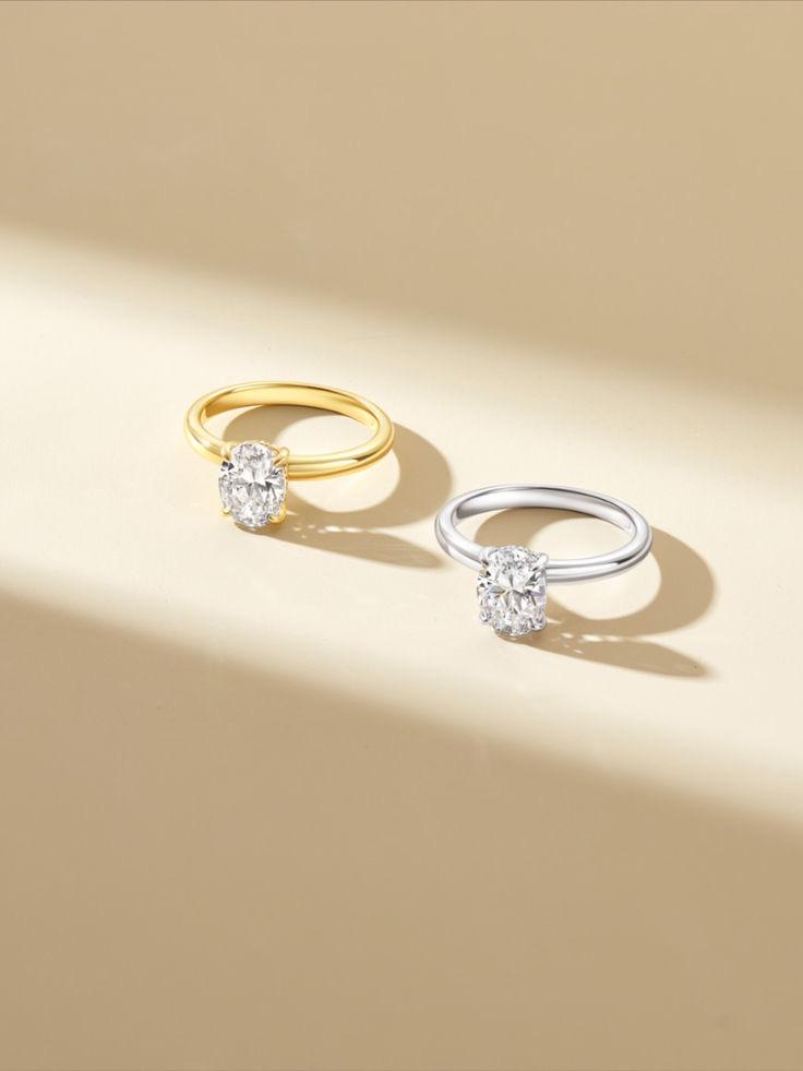 Timeless Oval Solitairs